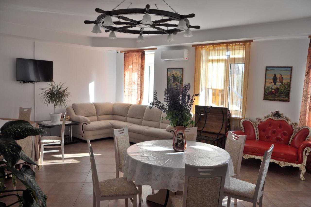 Parusa Maklaia Baturyn Extérieur photo
